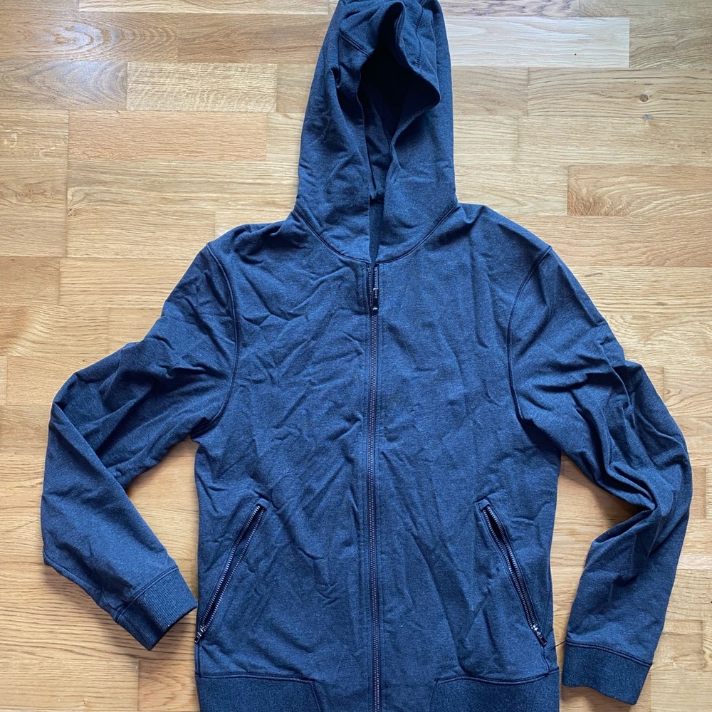 Men’s lululemon hoodie